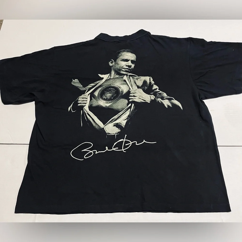 Vintage Graphic “Barack Obama Dunk” Tee To
Commemorate 44th President 1/20/09 - Picture 4 of 12